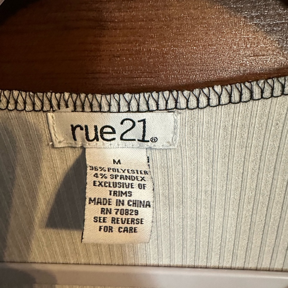 Rue21 Ribbed Knit Top - Picture 2 of 2